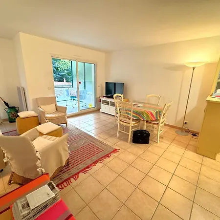公寓 T2 Proche Centre Et Plage, Terrasse, Garage - Fr-1-474-71